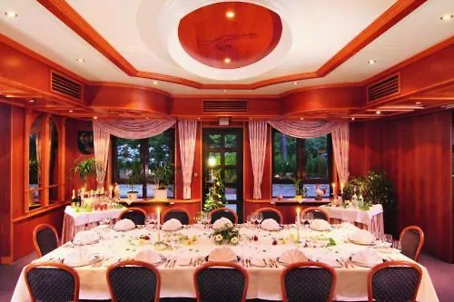 Hotel-restaurant Roter Hahn Rüsselsheim