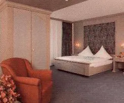 Hotel-restaurant Roter Hahn Hotel